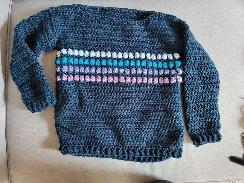 Sweater with colourful bobbles